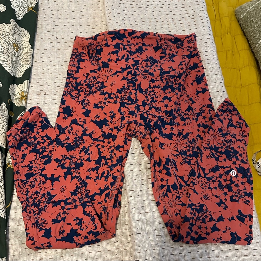 Lululemon Align 25’ sz 8 Leggings